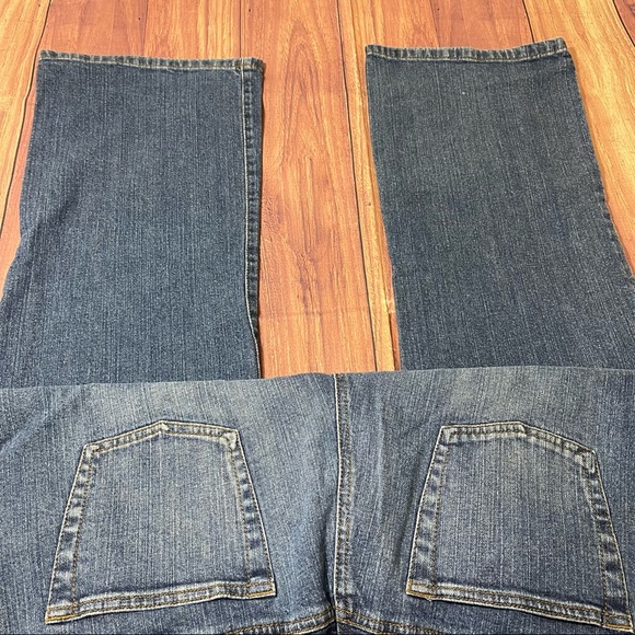 Lauren Ralph Lauren Boot Cut Jeans - Picture 11 of 14